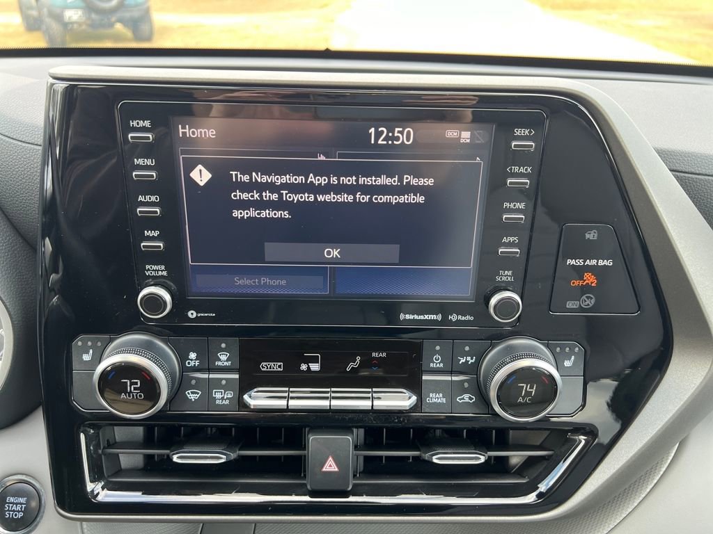 Used 2022 Toyota Highlander XLE image 20