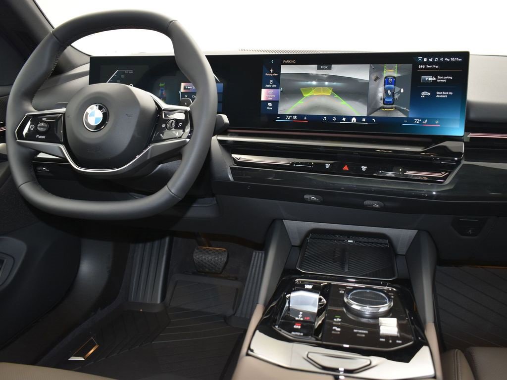New 2026 BMW 530i w/ Premium Package image 29