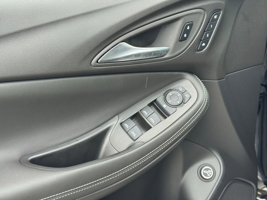 New 2026 Buick Encore GX Avenir w/ Avenir Convenience Package image 18