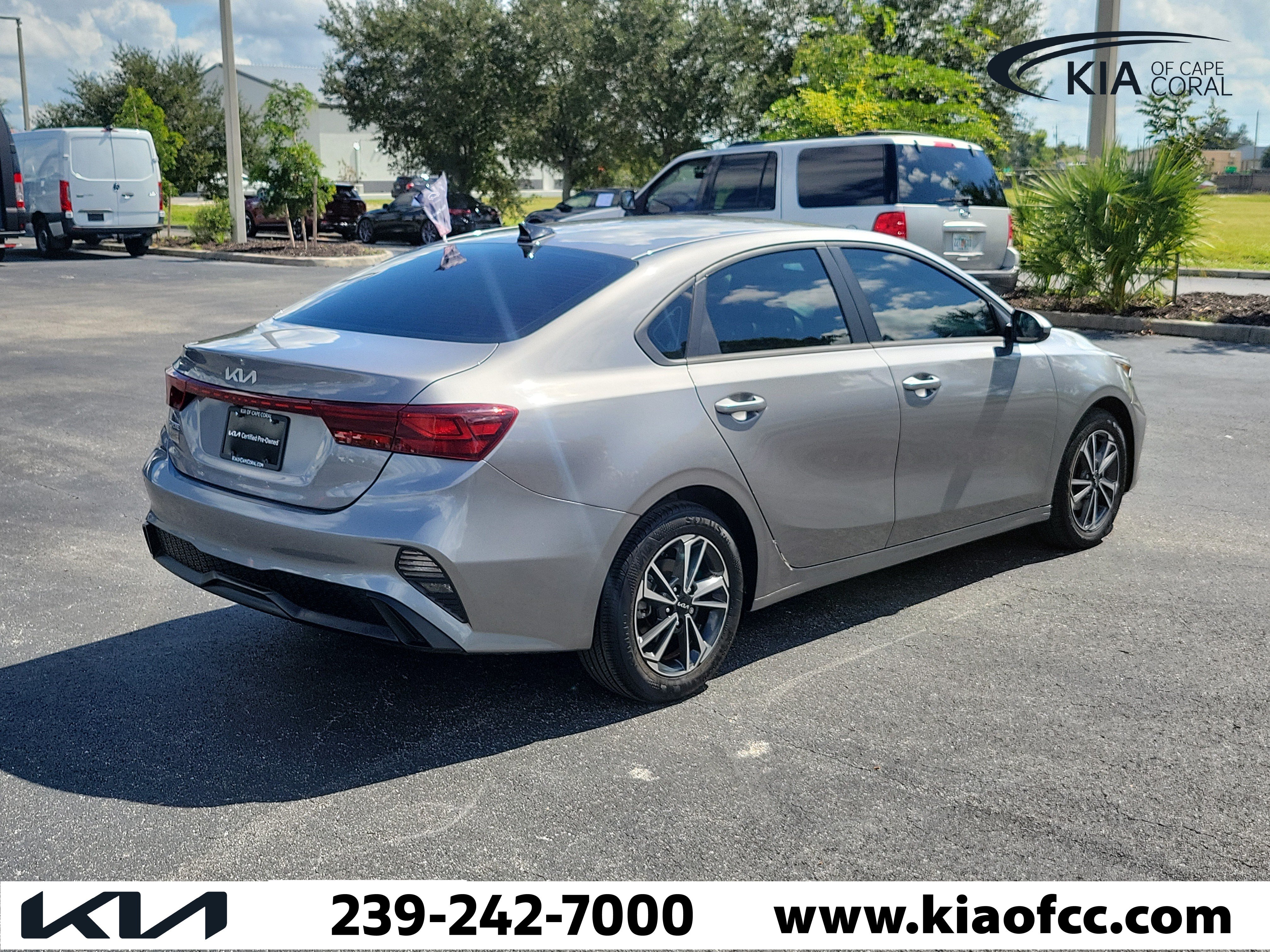 Certified 2024 Kia Forte LXS FWD image 6