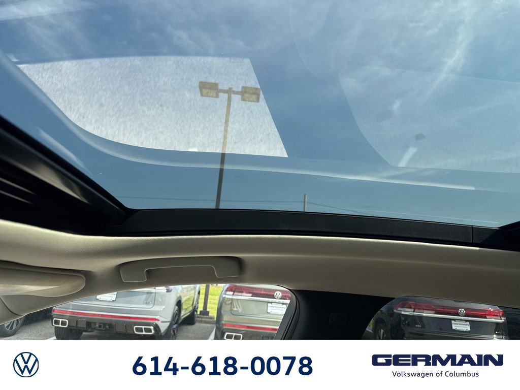Used 2021 INFINITI QX50 Luxe w/ Cargo Package AWD/4WD image 22