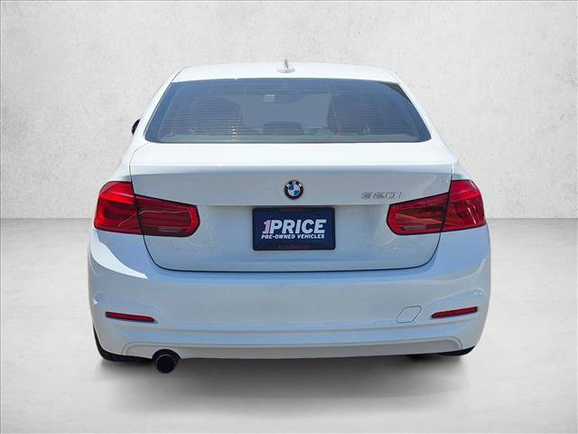 Used 2016 BMW 320i Sedan image 6