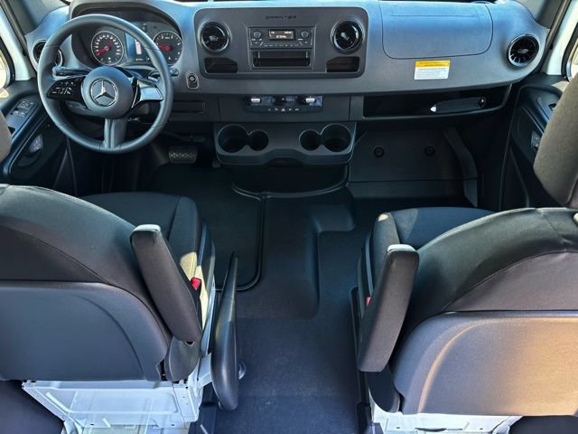 Used 2026 Mercedes-Benz Sprinter 2500 image 29