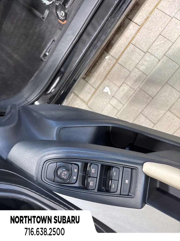 Used 2018 Subaru Impreza 2.0i image 11