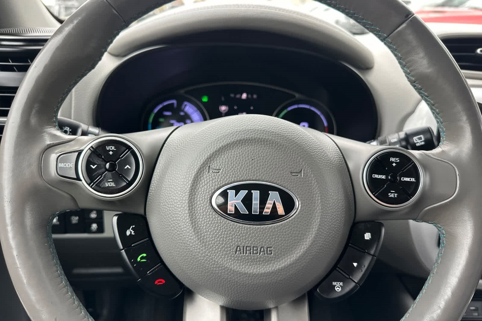 Used 2017 Kia Soul EV + image 23