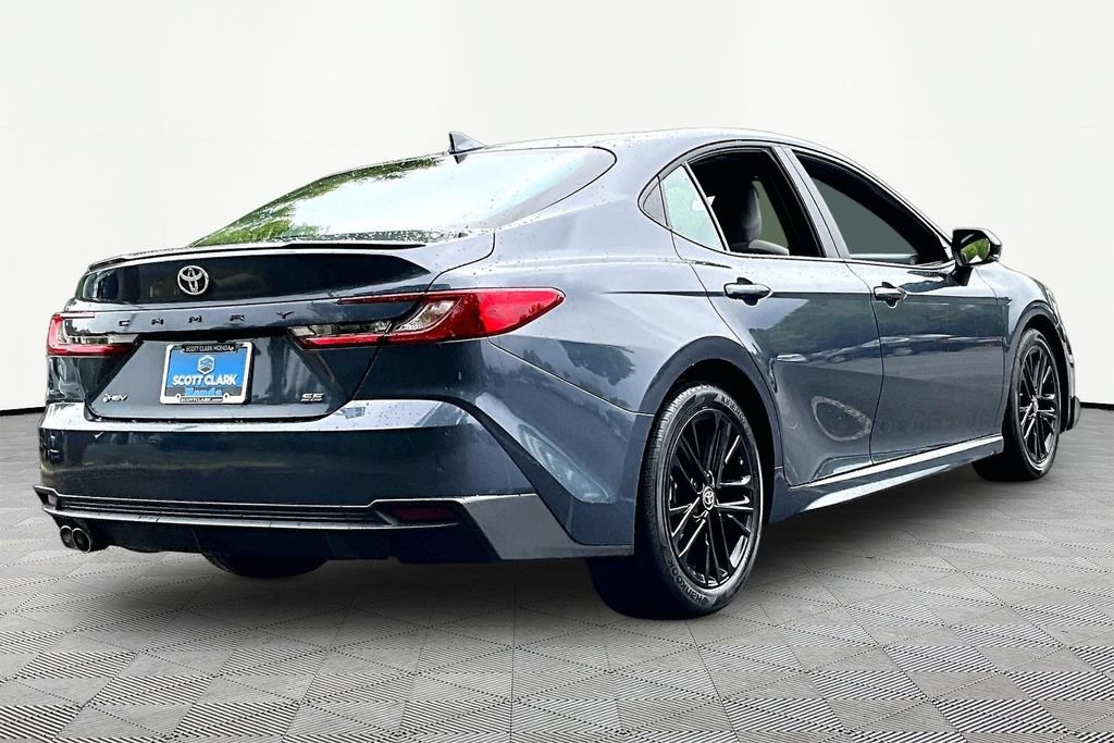 Used 2026 Toyota Camry SE FWD image 6
