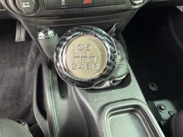 Used 2016 Jeep Wrangler Unlimited Sport AWD/4WD image 17