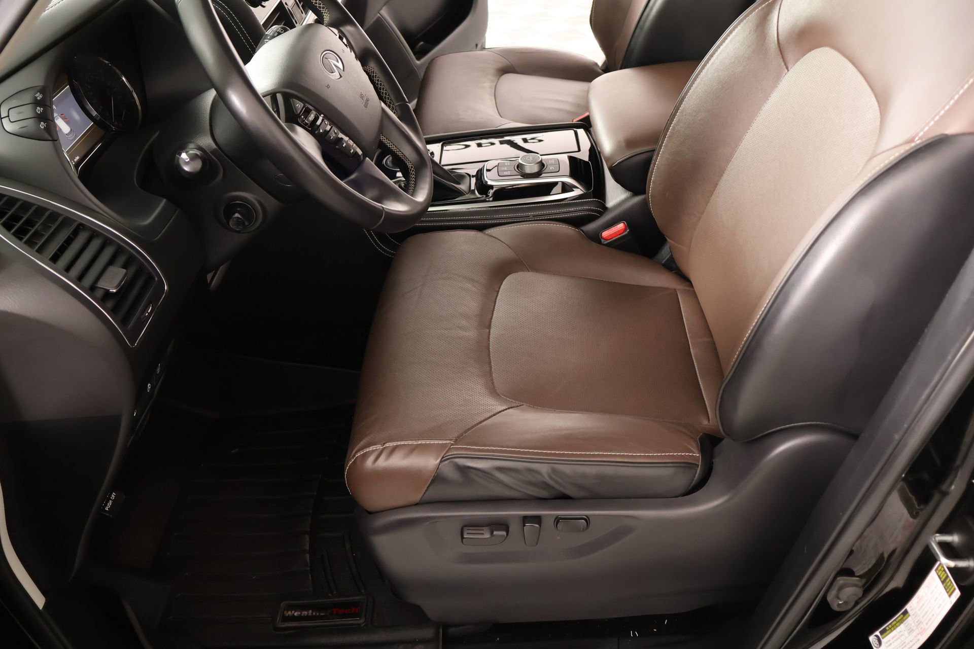 Used 2022 INFINITI QX80 Premium Select AWD/4WD image 12