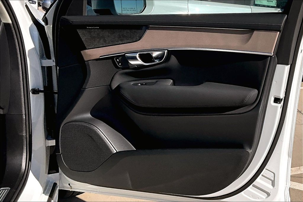 New 2026 Volvo XC90 B6 Plus AWD/4WD image 11
