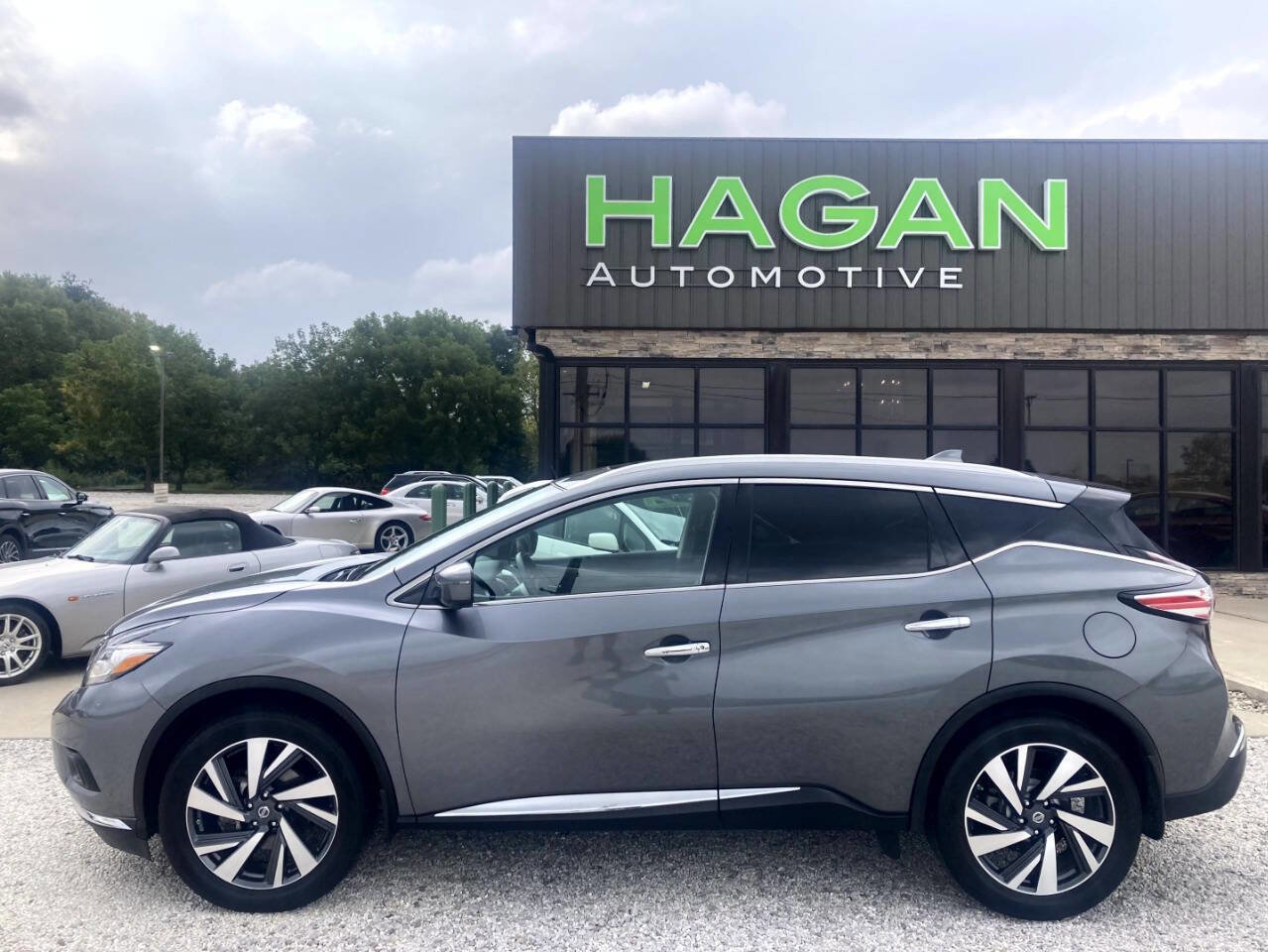 Used 2018 Nissan Murano Platinum w/ Cargo Package image 1