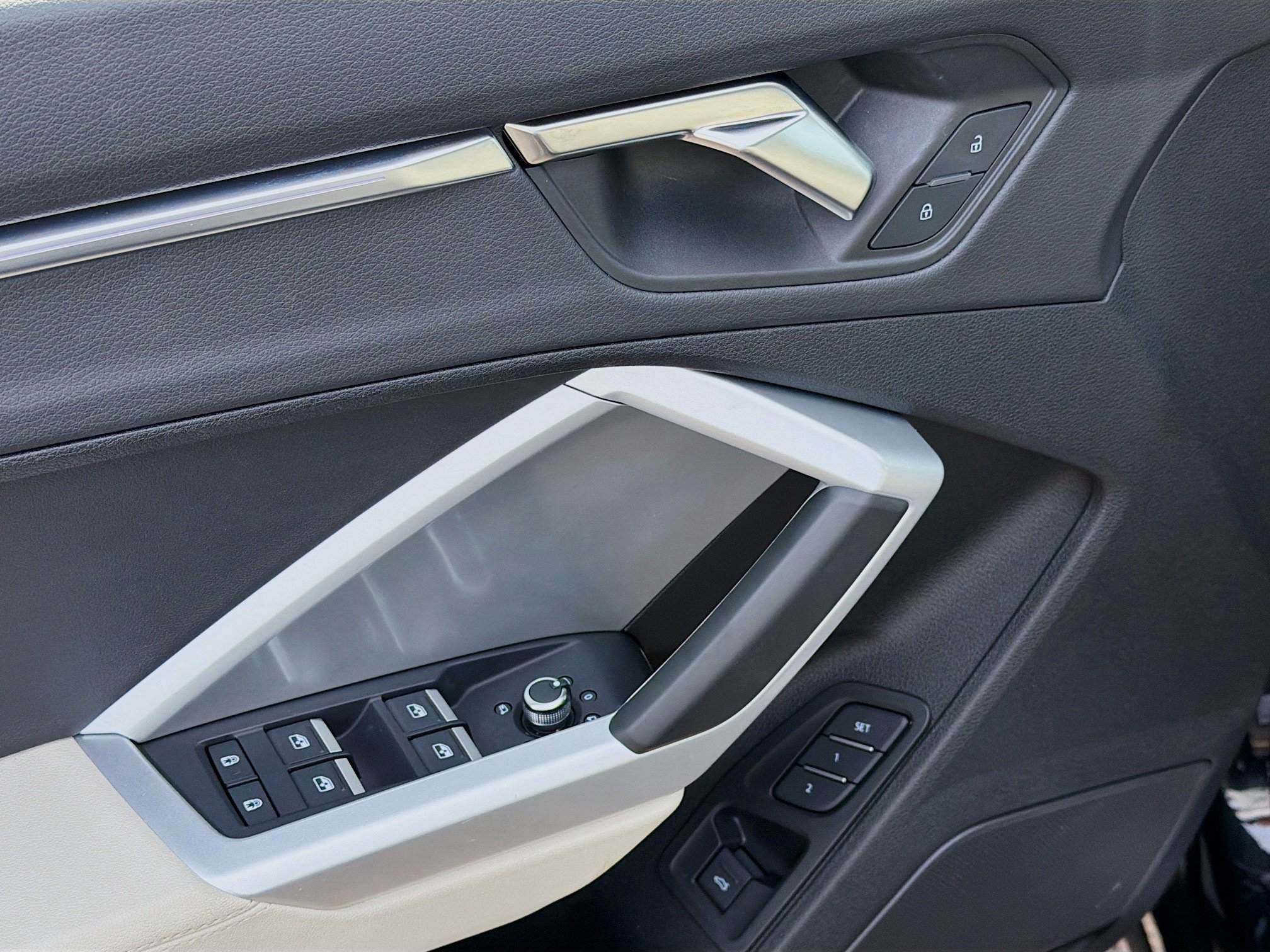 Certified 2024 Audi Q3 2.0T Premium Plus image 23