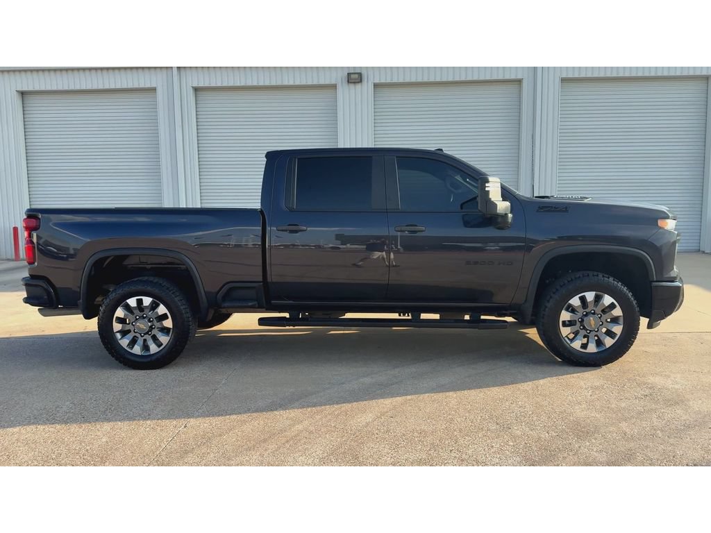 Used 2024 Chevrolet Silverado 2500 Custom w/ Custom Value Package AWD/4WD image 9