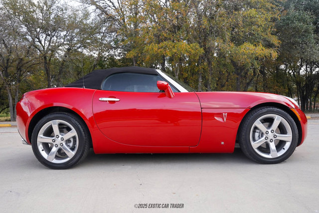 Used 2006 Pontiac Solstice Convertible w/ Premium Package image 15