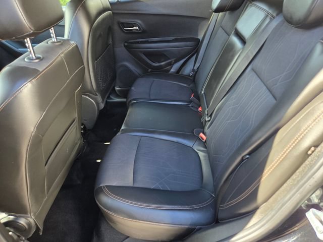 Certified 2018 Chevrolet Trax LT w/ Redline Edition FWD image 11