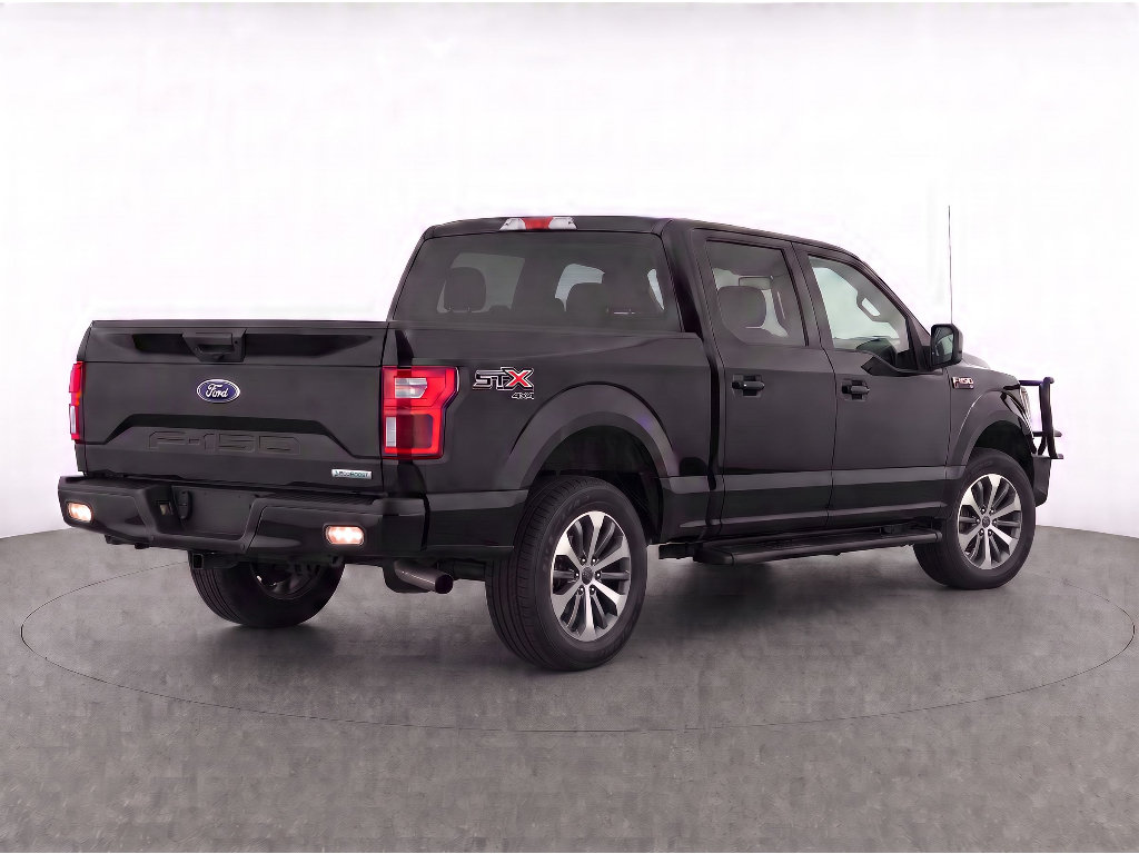 Used 2018 Ford F150 XL w/ Equipment Group 101A Mid AWD/4WD image 5