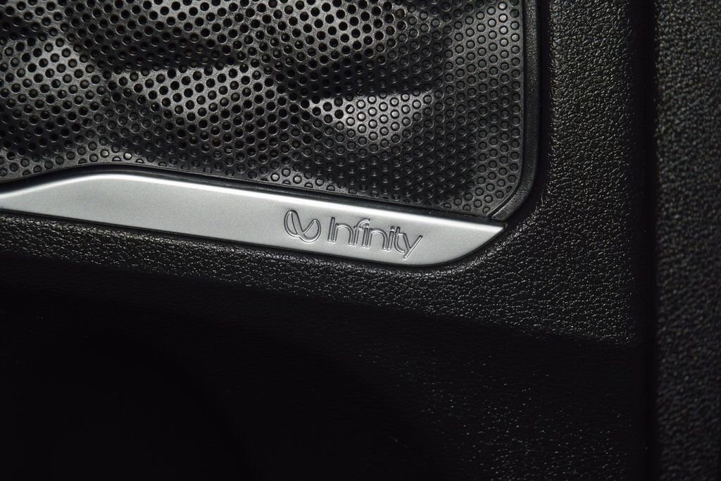 Used 2020 Hyundai Santa Fe SEL w/ Convenience + Premium Package image 47