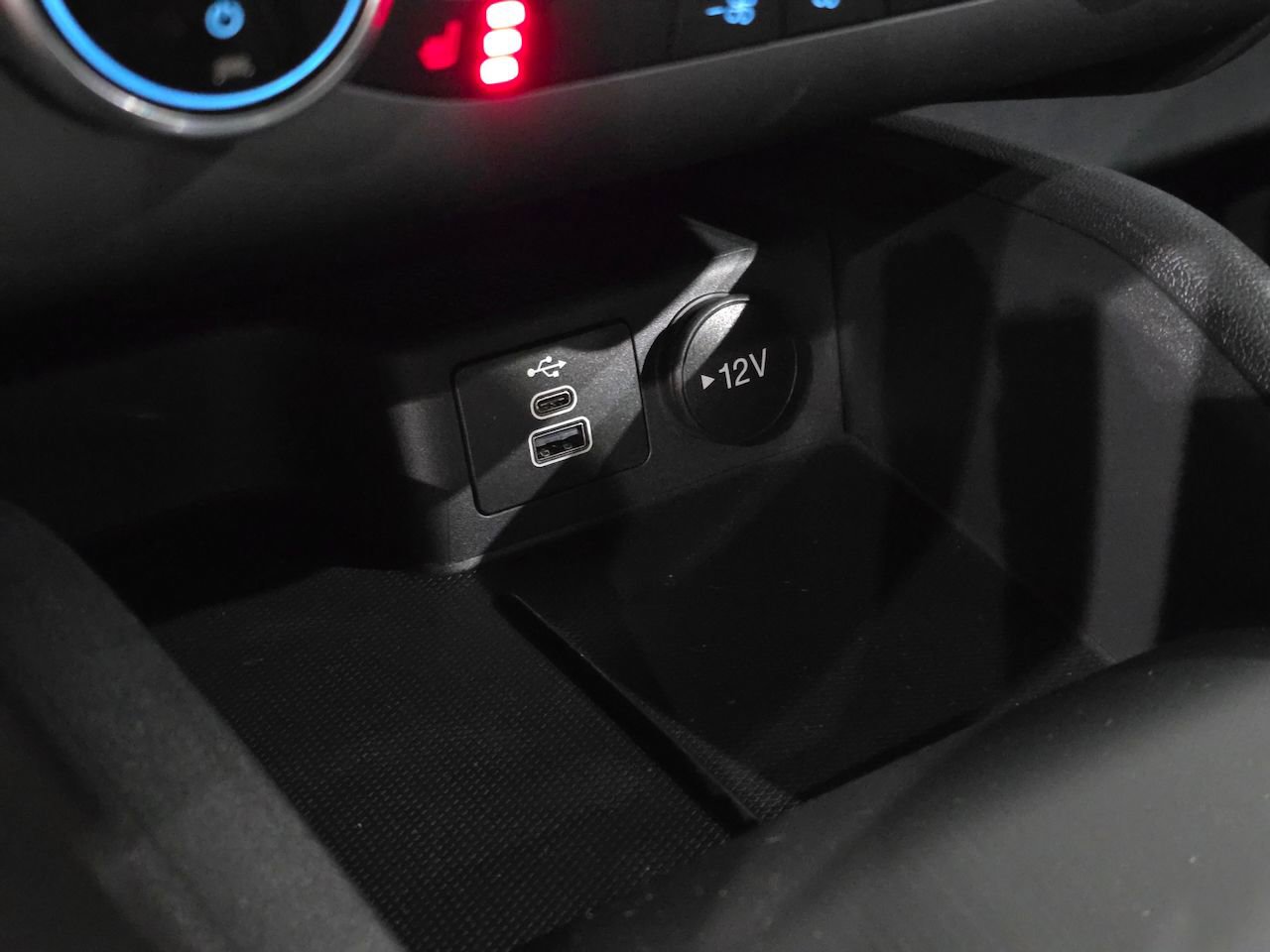 New 2026 Ford Escape ST-Line Select image 31