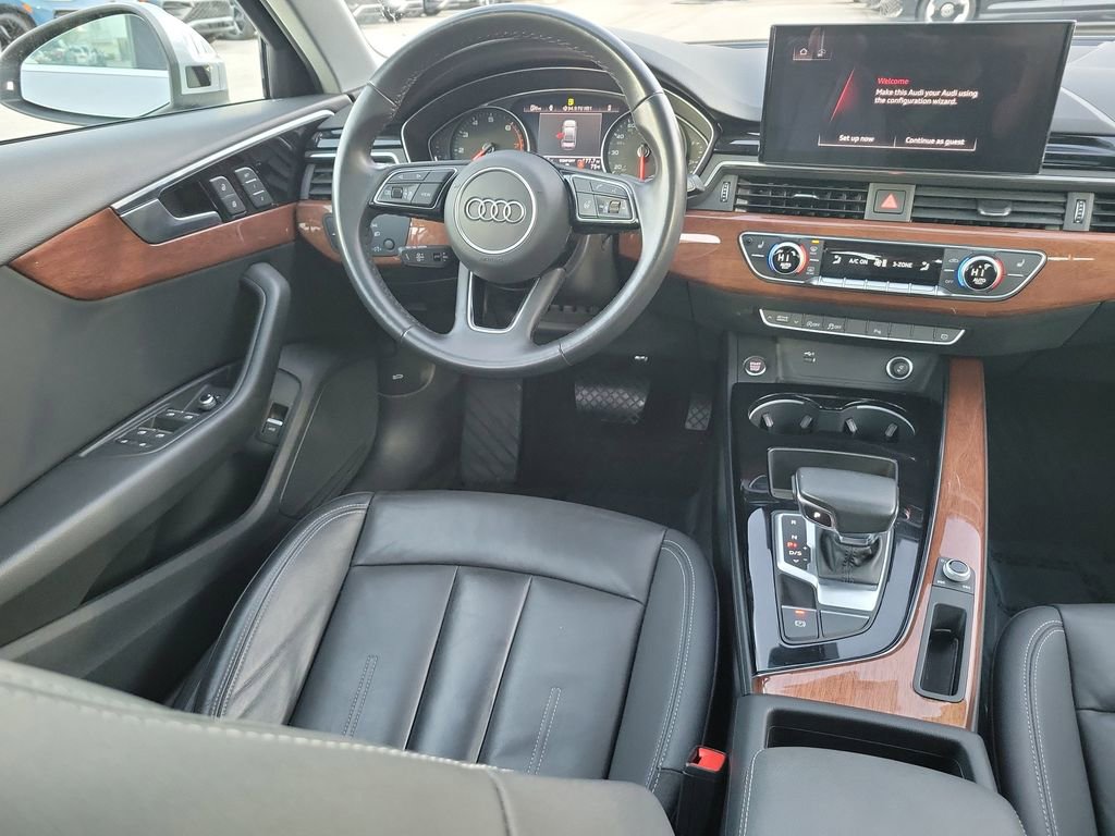 Used 2023 Audi A4 2.0T Premium w/ Convenience Package image 10