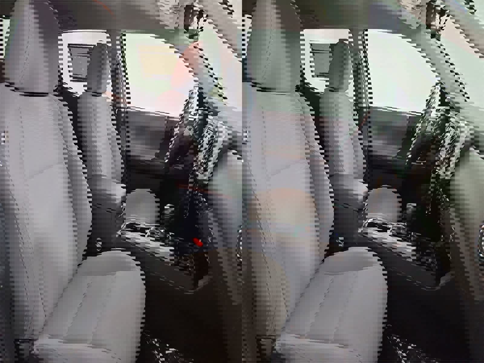 Used 2019 Toyota Tacoma SR5 image 21