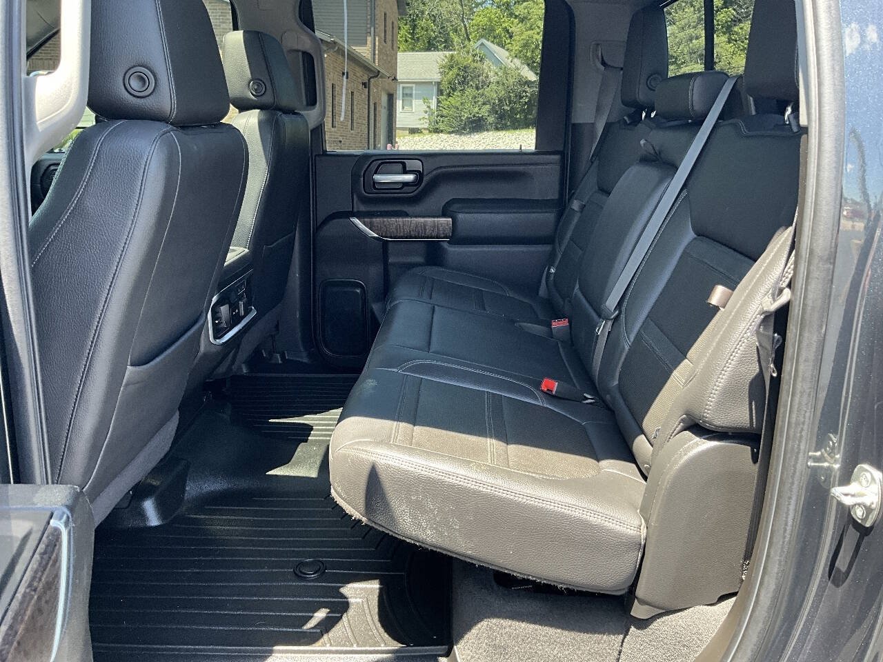 Used 2021 GMC Sierra 2500 Denali w/ Denali Ultimate Package AWD/4WD image 19