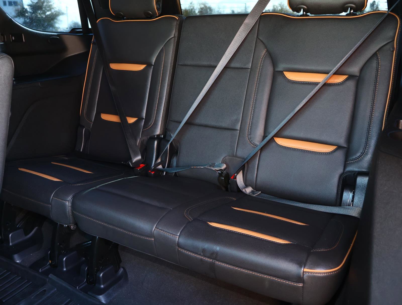 Used 2023 GMC Yukon AT4 w/ AT4 Premium Package image 23