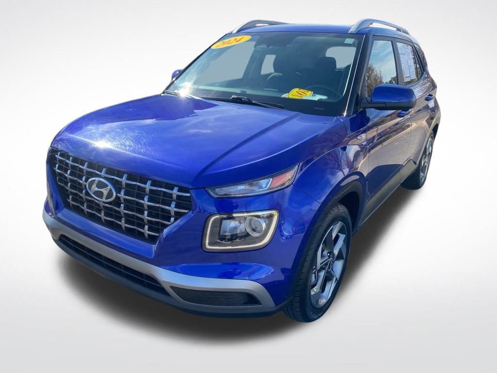 Used 2024 Hyundai Venue SEL image 3