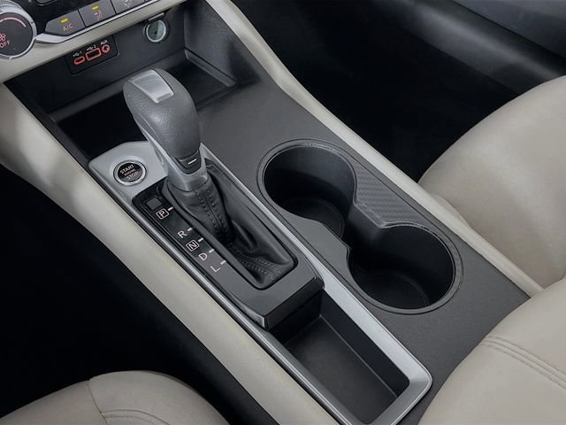 Used 2025 Nissan Altima 2.5 SV image 17