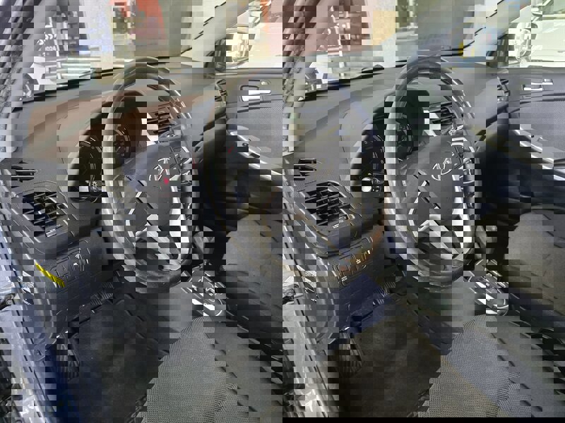 Used 2012 Hyundai Accent GS image 8