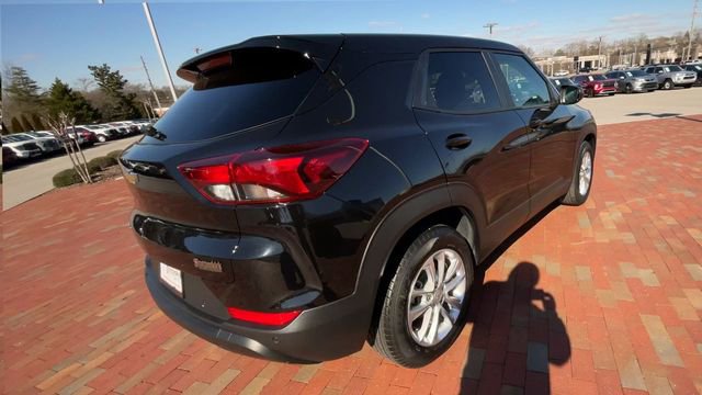 Used 2025 Chevrolet TrailBlazer LS w/ LS Convenience Package image 9