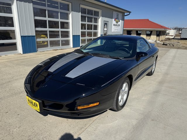 Used 1995 Pontiac Firebird Formula RWD image 4