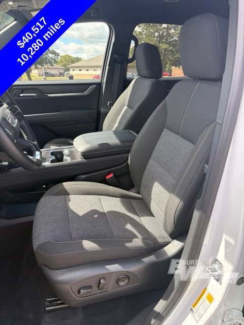 Used 2026 GMC Acadia Elevation FWD image 12