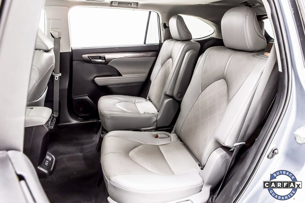 Used 2023 Toyota Highlander Platinum image 29