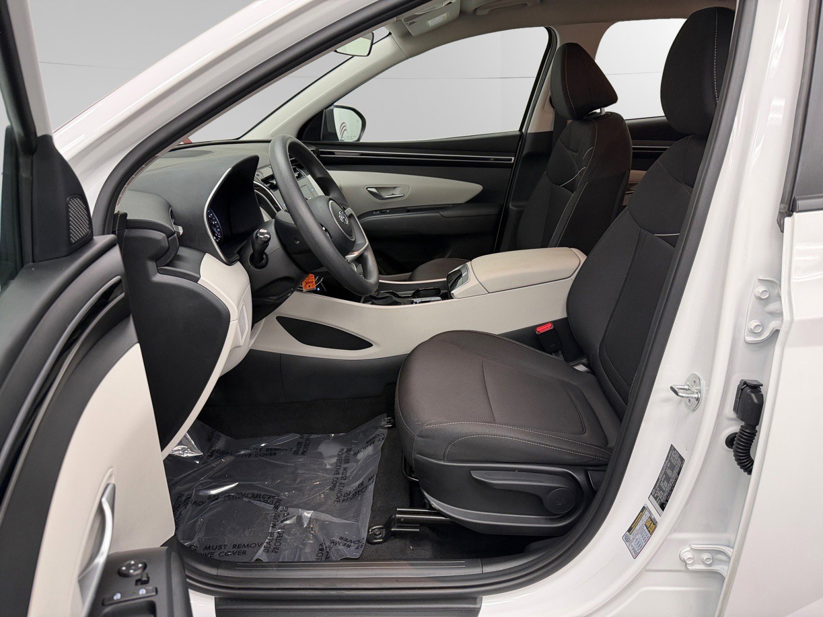 Certified 2023 Hyundai Tucson SE AWD/4WD image 9