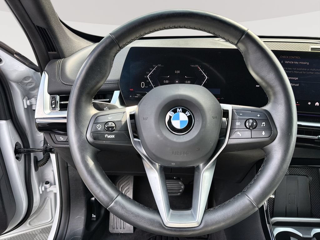 Used 2025 BMW X1 xDrive28i AWD/4WD image 11