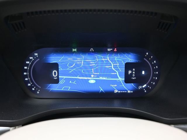 Used 2023 Volvo XC60 B5 Ultimate w/ Climate Package image 28