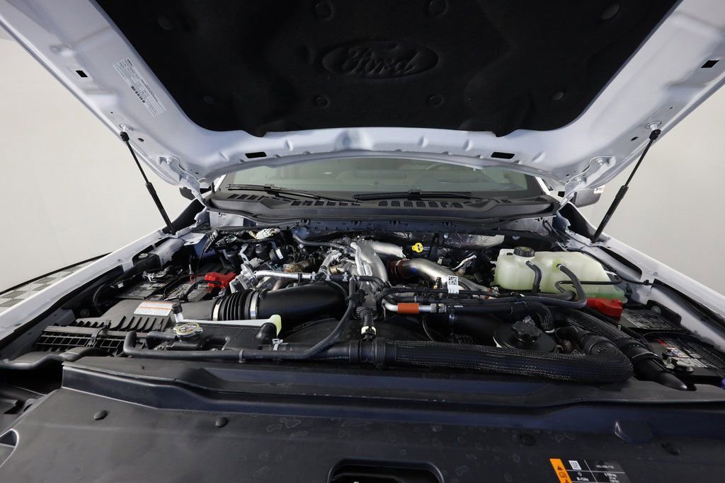 Used 2025 Ford F450 Platinum w/ Platinum Plus Package image 49