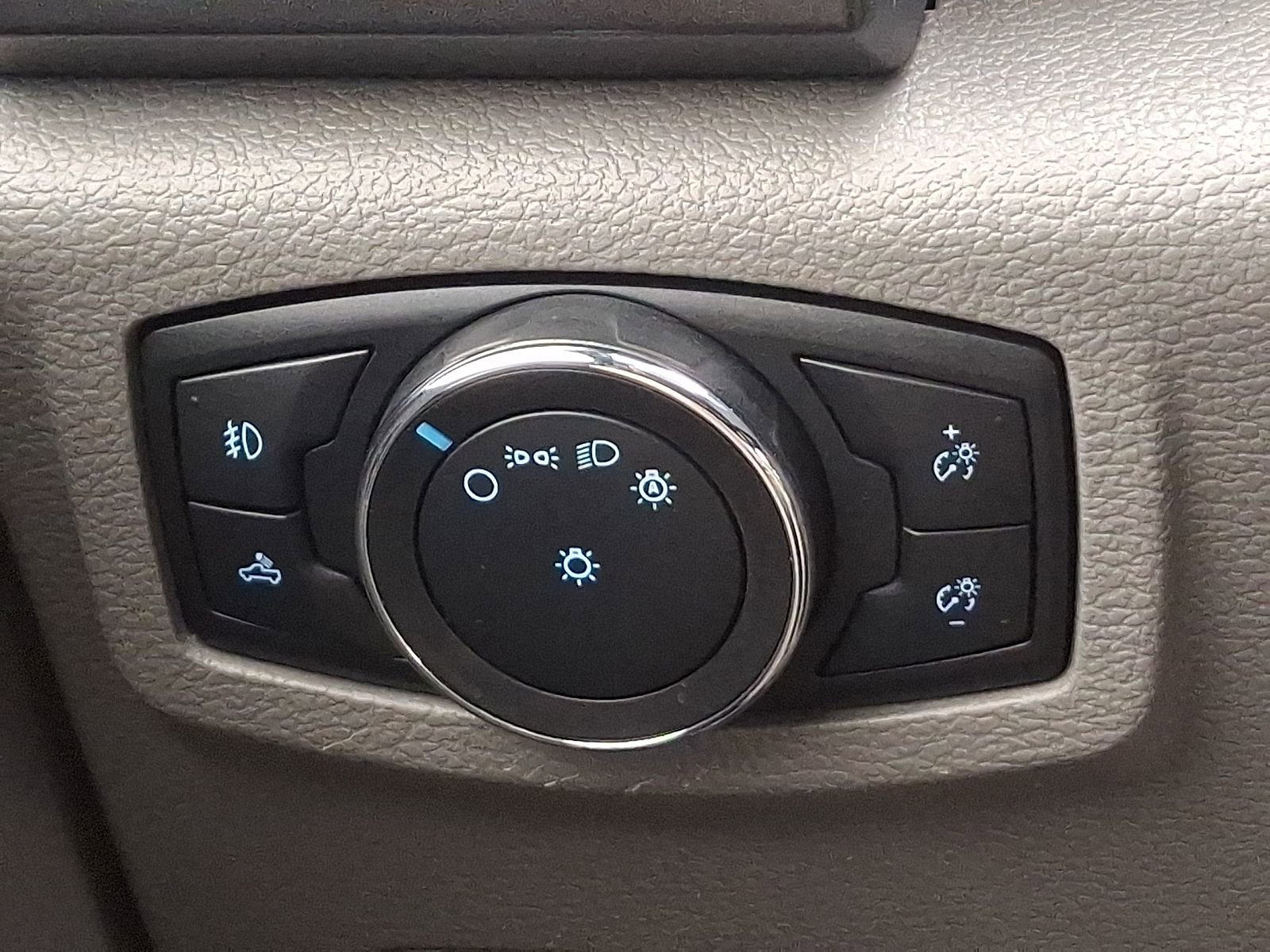 Used 2021 Ford F350 XLT w/ XLT Premium Package image 26