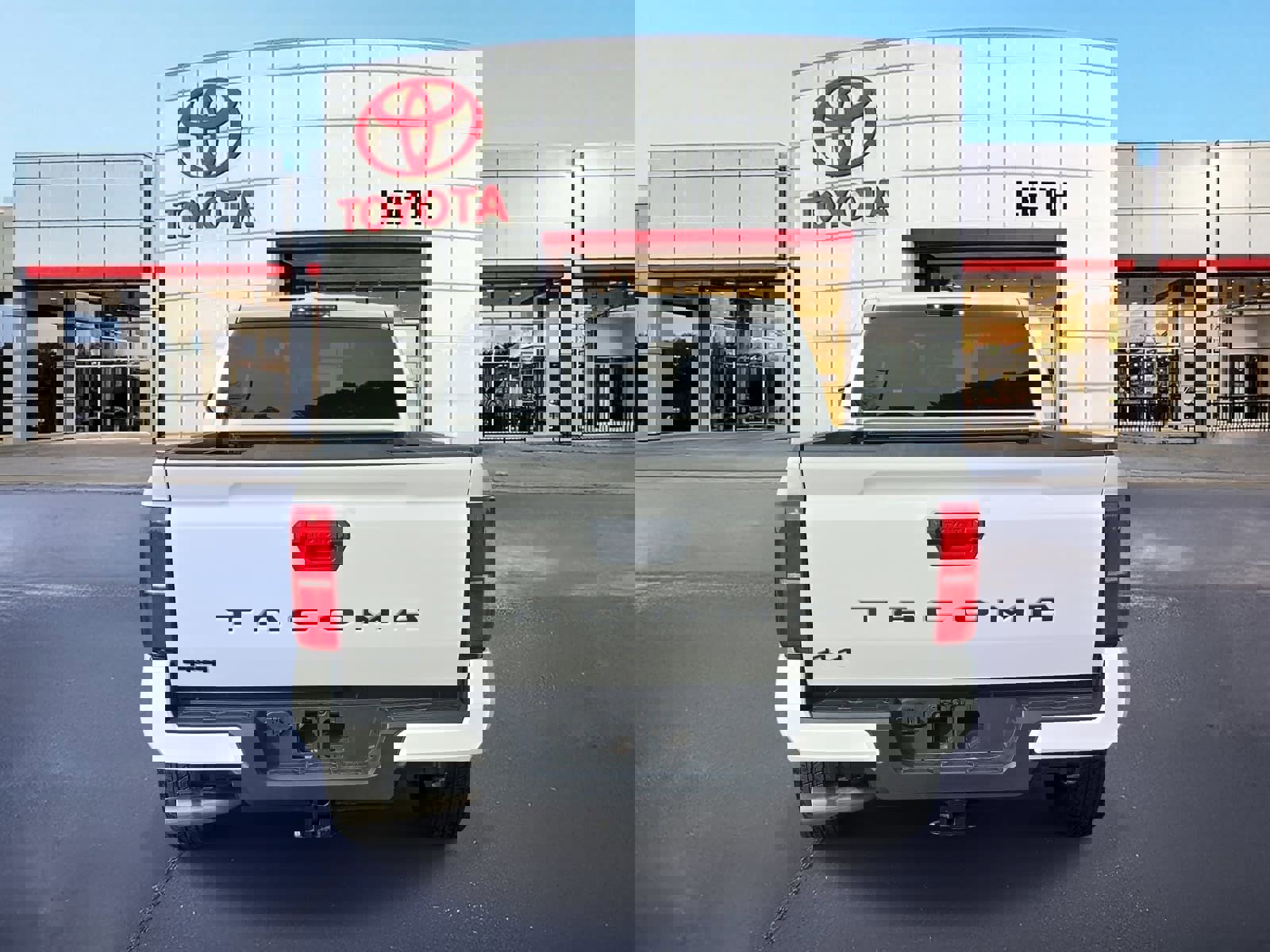 Used 2025 Toyota Tacoma TRD Sport image 6