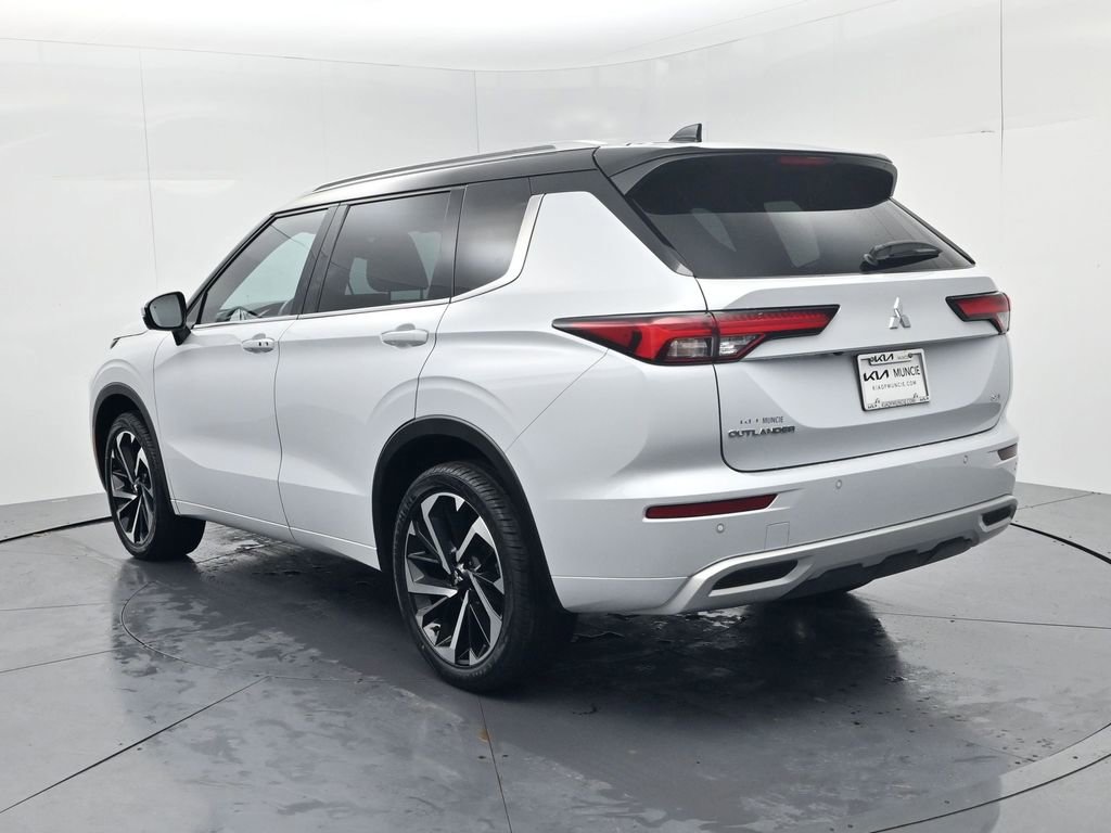 Used 2023 Mitsubishi Outlander SEL 40th Anniversary image 6
