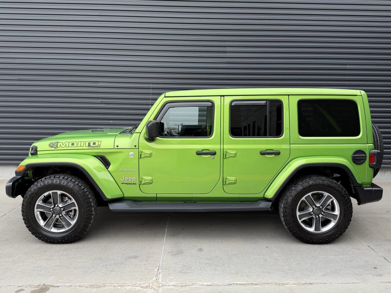 Used 2019 Jeep Wrangler Unlimited Sahara image 10