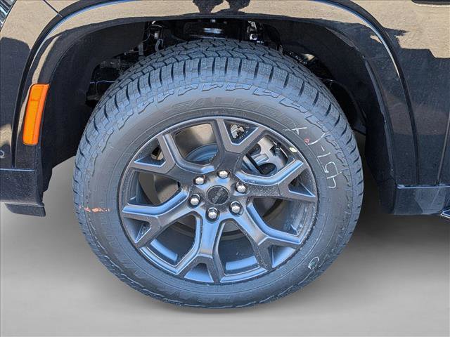 New 2026 Jeep Grand Wagoneer 4WD image 10