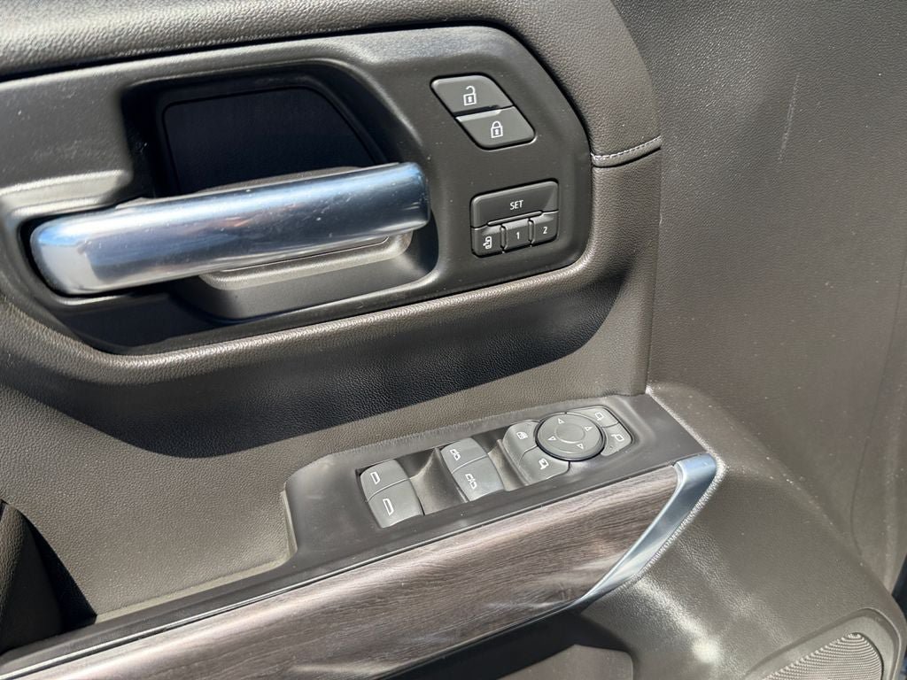 Used 2019 Chevrolet Silverado 1500 LTZ w/ LTZ Premium Package AWD/4WD image 21