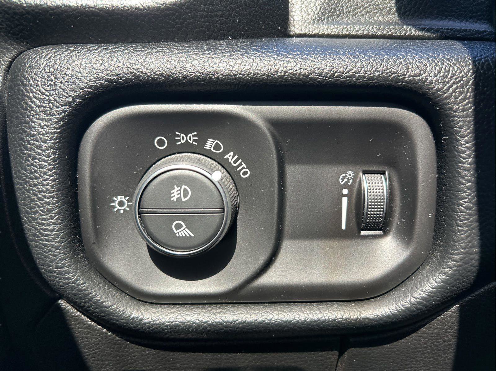 Certified 2020 RAM 1500 Big Horn image 25