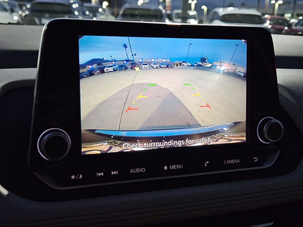 Used 2023 Nissan Rogue SV image 23