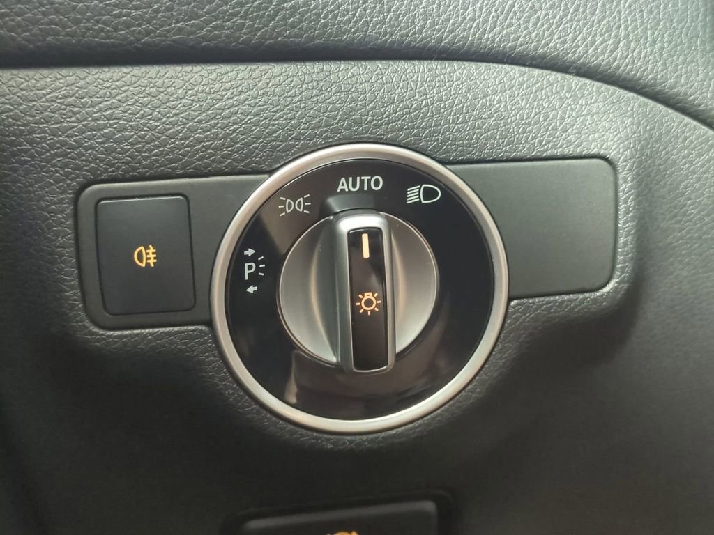 Used 2016 Mercedes-Benz GLA 45 AMG 4MATIC image 30