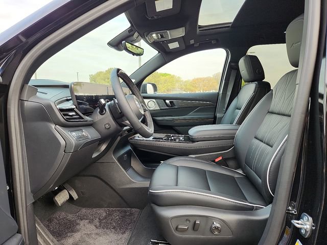 New 2026 Buick Enclave Avenir image 8