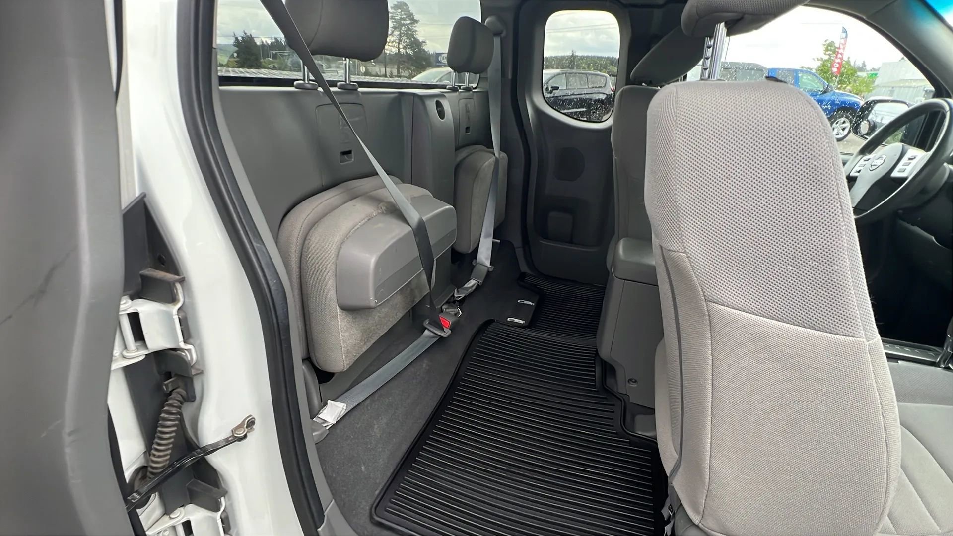 Used 2019 Nissan Frontier S RWD image 6