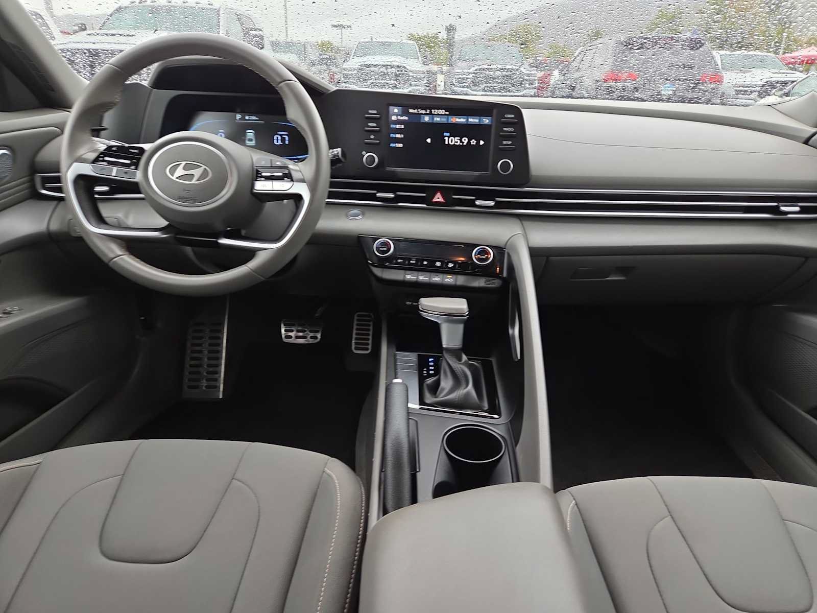 Used 2026 Hyundai Elantra Sport FWD image 18