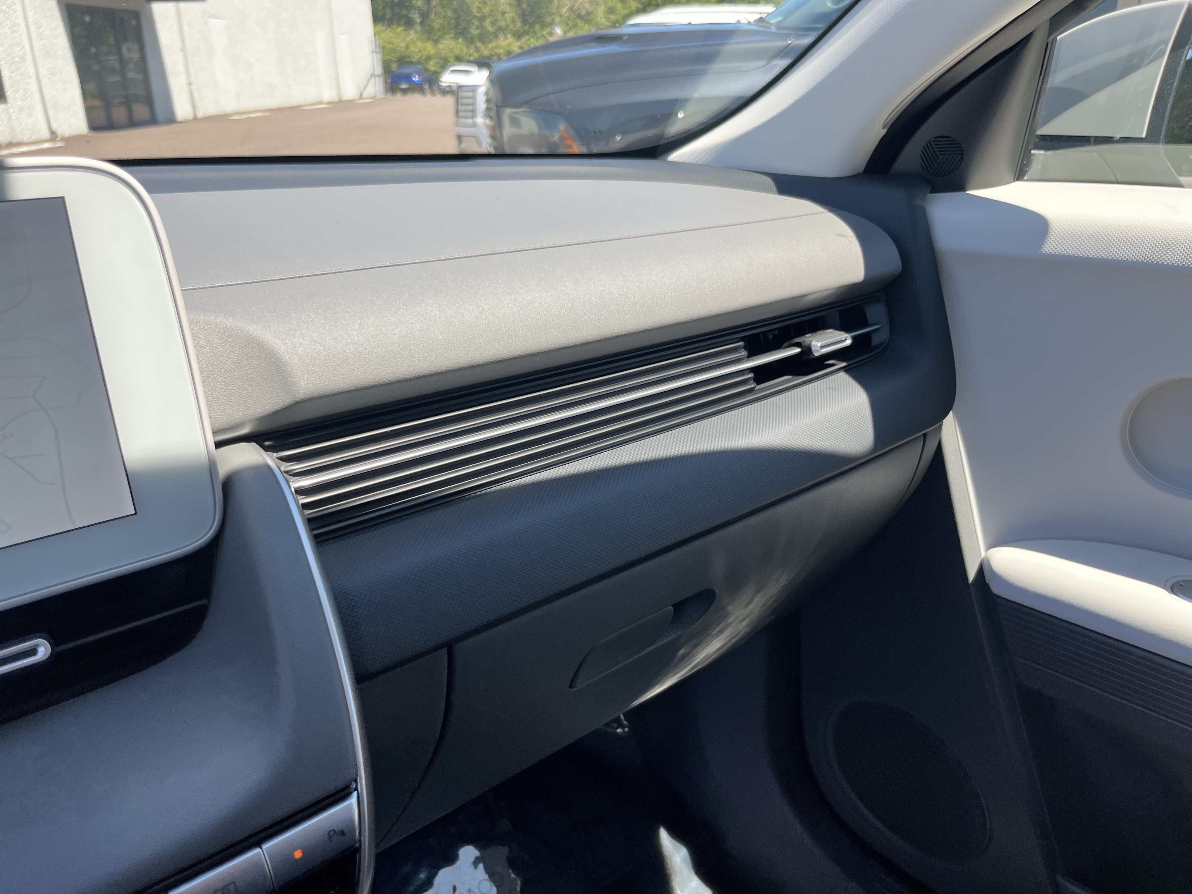 Certified 2024 Hyundai Ioniq 5 SEL RWD image 25