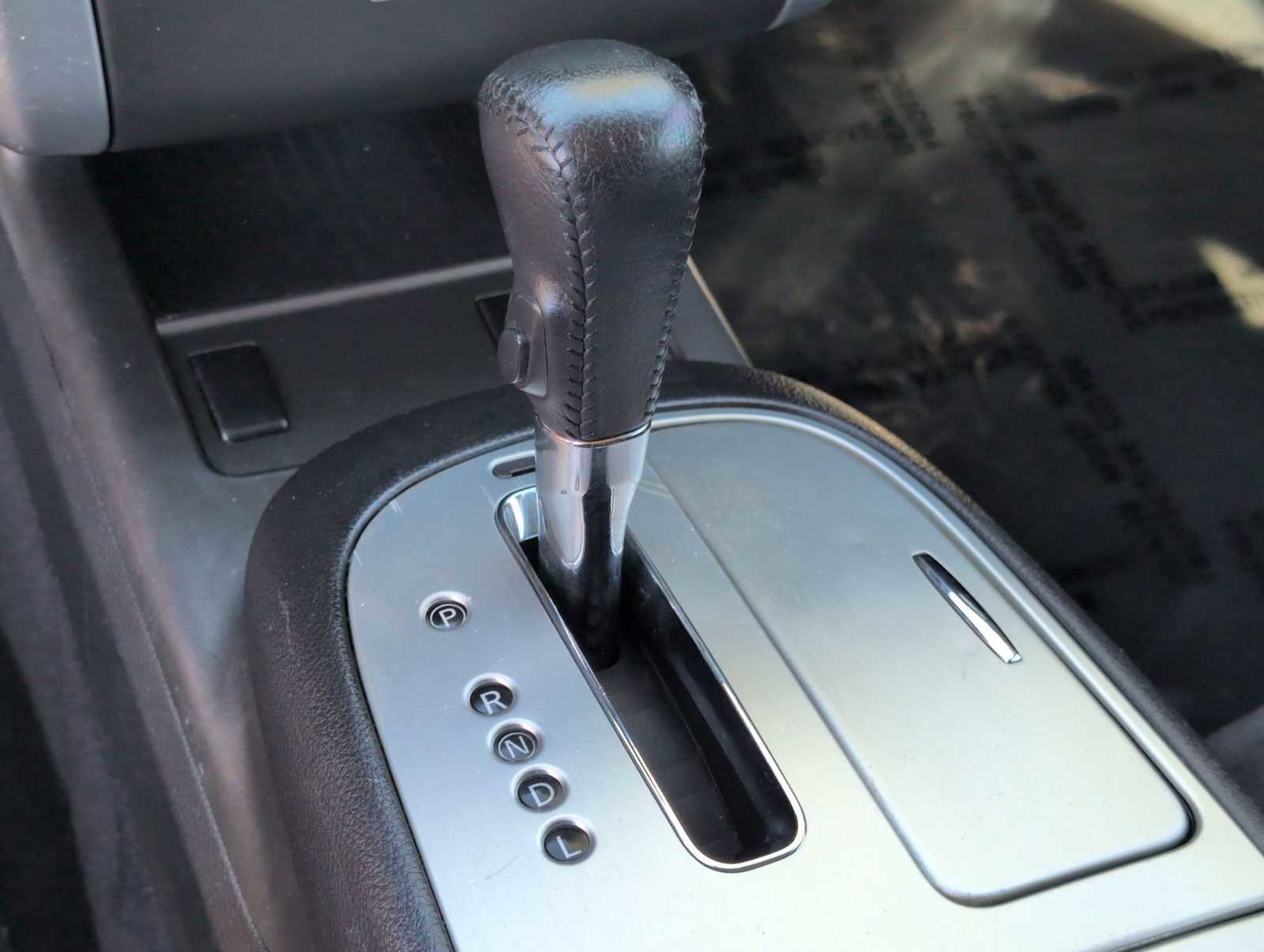 Used 2012 Nissan Murano S FWD image 28